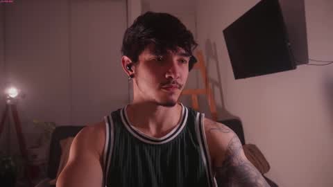 insta damn8   --------  online show from November 10, 11:48 pm