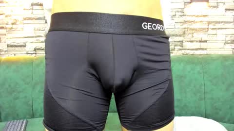 LIAM online show from October 11, 6:28 pm