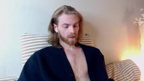 damien_diamond online show from February 20, 1:25 am