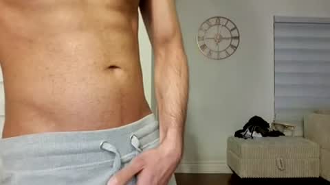 Snapshot of damiendarko071 chatting on June 28, 7:03 am damiendarko071 online show from June 28, 7:03 am