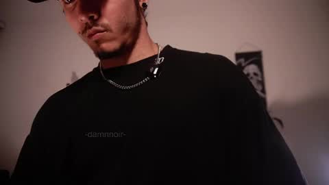 insta damn8   ---         -----  online show from April 18, 11:38 pm