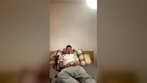 damo111694 online show from February 25, 10:08 pm