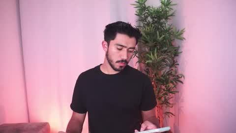 damon_frost online show from November 18, 12:05 am