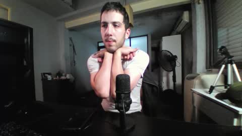 Snapshot of damon_hell chatting on January 7, 1:46 pm Damon online show from January 7, 1:46 pm