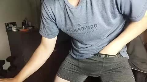 Snapshot of damon_hell chatting on January 9, 9:49 pm Damon online show from January 9, 9:49 pm