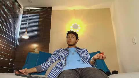 Damon  Salvatore online show from March 19, 7:18 pm