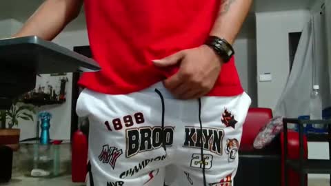 damyan_2003 online show from April 25, 4:04 am