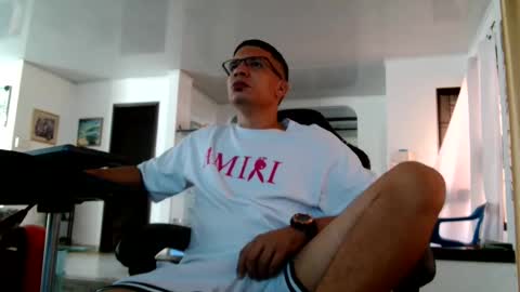 damyan_2003 online show from May 24, 2:11 pm