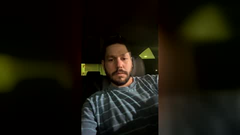 Snapshot of dan15777 chatting on January 8, 5:43 am dan15777 online show from January 8, 5:43 am