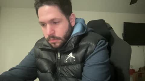 Snapshot of dan15777 chatting on February 2, 4:33 am dan15777 online show from February 2, 4:33 am