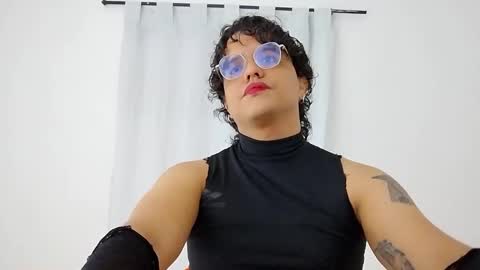 Diane Blosson online show from February 3, 12:53 am