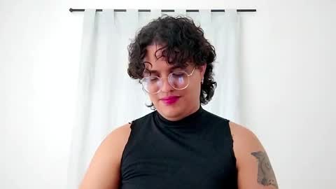 Diane Blosson online show from February 5, 12:59 am