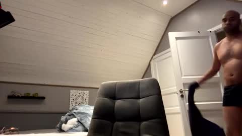 dan_the_man43 online show from November 18, 6:23 pm