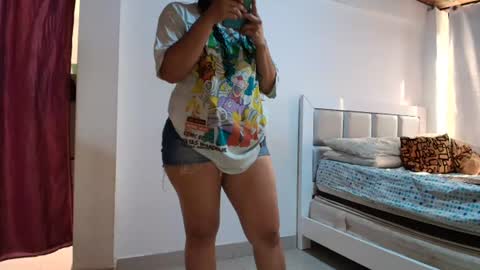 Snapshot of dana_777 chatting on July 2, 1:28 pm Dayana online show from July 2, 1:28 pm