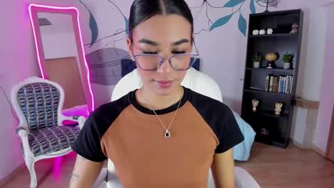 dana_paula online show from February 4, 11:38 am