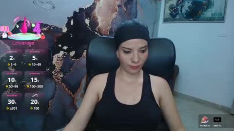 Danaa Rey online show from October 8, 6:49 pm