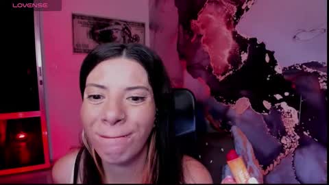 Danaa Rey online show from December 2, 11:15 am