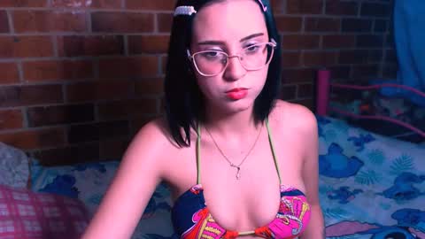 Snapshot of danaiisabella chatting on November 5, 4:34 am dana online show from November 5, 4:34 am