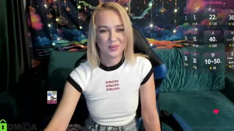 dances_queen online show from March 30, 7:09 am