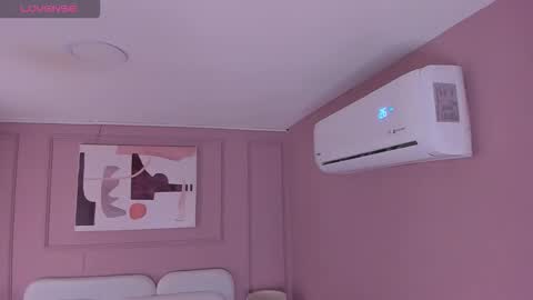 Snapshot of danee_19 chatting on January 8, 10:39 am Daniela online show from January 8, 10:39 am