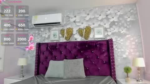 Snapshot of danee_19 chatting on February 27, 11:10 am Daniela online show from February 27, 11:10 am