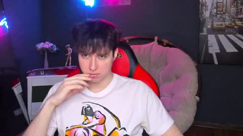 Snapshot of danee_williams chatting on April 4, 11:08 am Danee Williams online show from April 4, 11:08 am