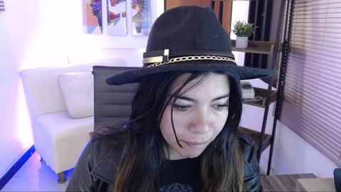 Veronica online show from October 15, 11:43 am