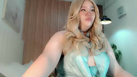 Ms. K online show from February 6, 6:11 pm