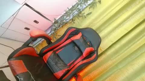 Nica online show from December 2, 4:09 pm