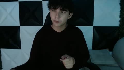 Snapshot of dani_cumboy chatting on December 14, 2:56 am dani_cumboy online show from December 14, 2:56 am