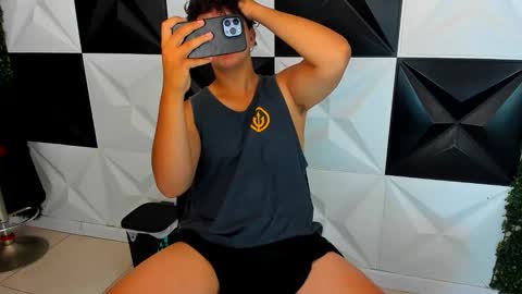 Snapshot of dani_cumboy chatting on October 22, 2:06 pm dani_cumboy online show from October 22, 2:06 pm