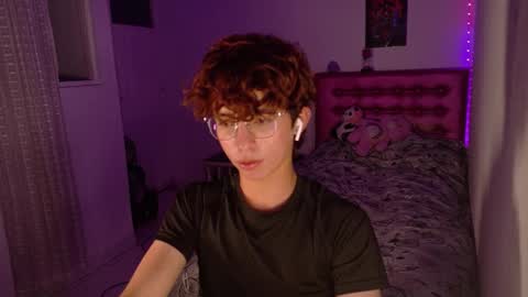 Snapshot of dani_dancer chatting on January 7, 12:24 am Dani Dancer online show from January 7, 12:24 am