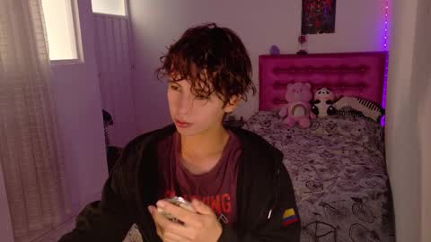 Snapshot of dani_dancer chatting on January 11, 7:19 pm Dani Dancer online show from January 11, 7:19 pm