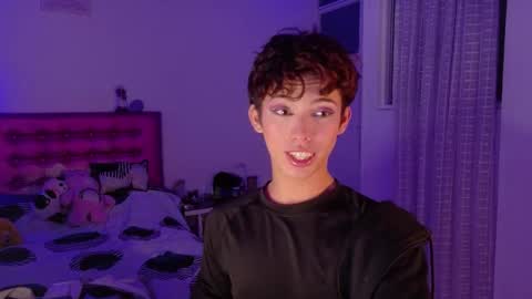 Snapshot of dani_dancer chatting on March 10, 2:16 am Dani Dancer online show from March 10, 2:16 am