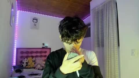 Snapshot of dani_dancer chatting on March 19, 1:09 am Dani Dancer online show from March 19, 1:09 am