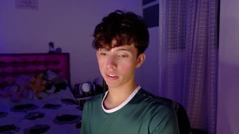 Snapshot of dani_dancer chatting on March 22, 12:58 am Dani Dancer online show from March 22, 12:58 am