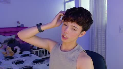 Snapshot of dani_dancer chatting on March 29, 9:59 pm Dani Dancer online show from March 29, 9:59 pm