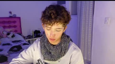 Snapshot of dani_dancer chatting on April 14, 2:06 am Dani Dancer online show from April 14, 2:06 am