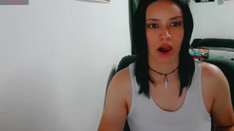 dani y jocelyn online show from September 24, 5:16 pm