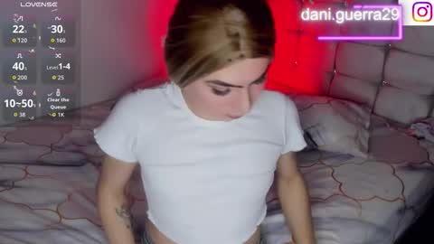 dani online show from October 17, 11:18 pm