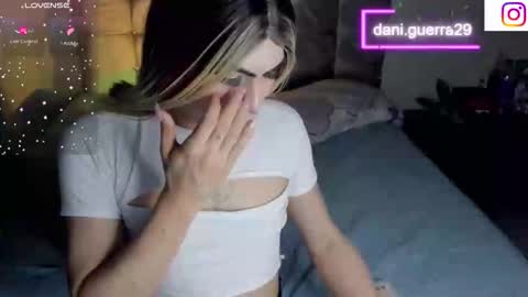 dani online show from March 12, 4:18 am