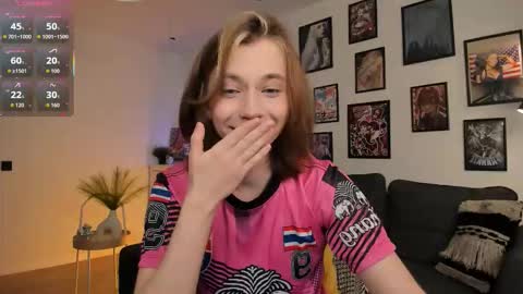 Daniel online show from December 16, 8:14 pm