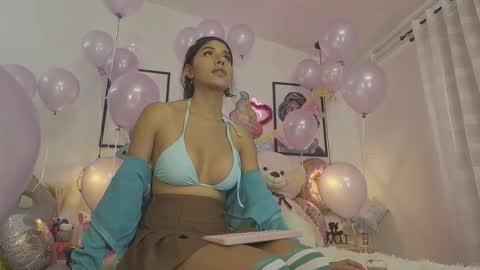   online show from October 31, 3:57 pm