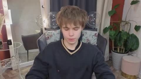 danie20777 online show from February 28, 11:11 am