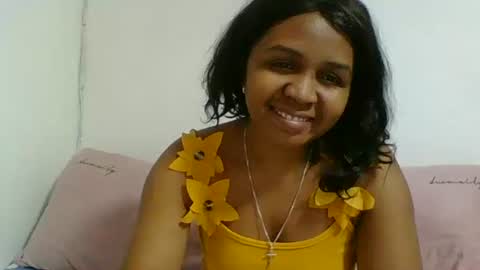 danie80704 online show from October 25, 9:42 pm