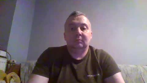 Snapshot of daniel0028 chatting on February 25, 7:01 pm dan online show from February 25, 7:01 pm