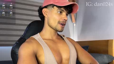 Snapshot of daniel0910s chatting on October 19, 5:24 pm Daniel online show from October 19, 5:24 pm