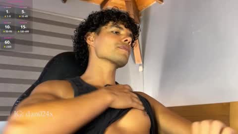 Daniel  online show from November 27, 7:16 pm