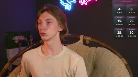 Snapshot of daniel__schmidt chatting on June 16, 3:42 am daniel__schmidt online show from June 16, 3:42 am