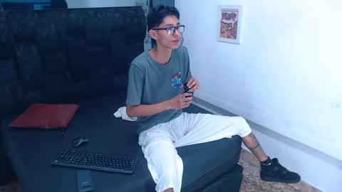 Daniel Delux  online show from October 7, 11:40 am